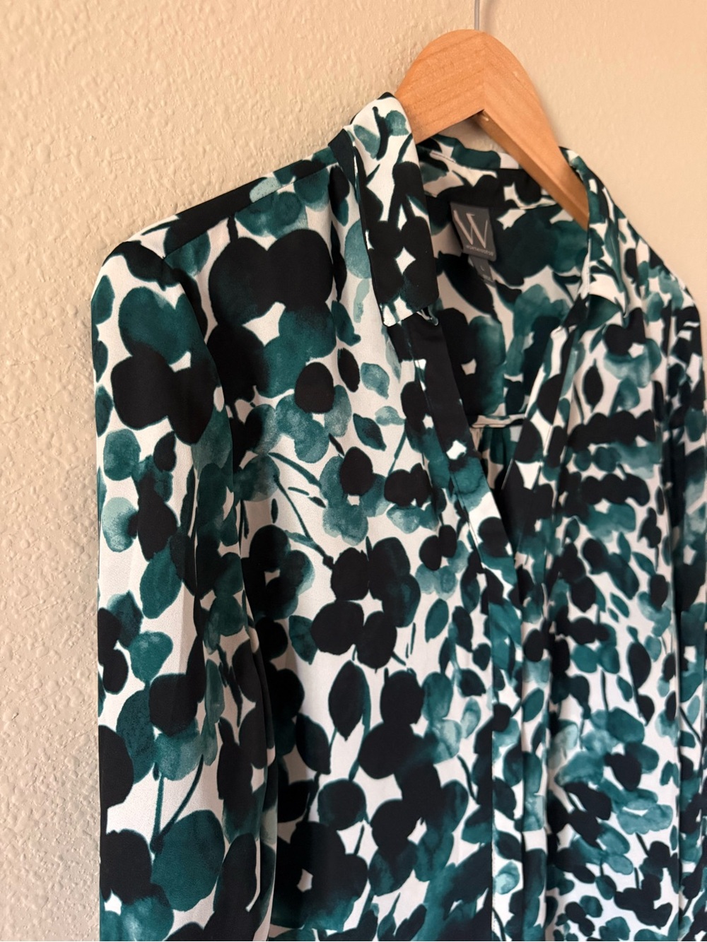 Worthington Teal and Black Floral Button-Down Blouse - Picture 4 of 8